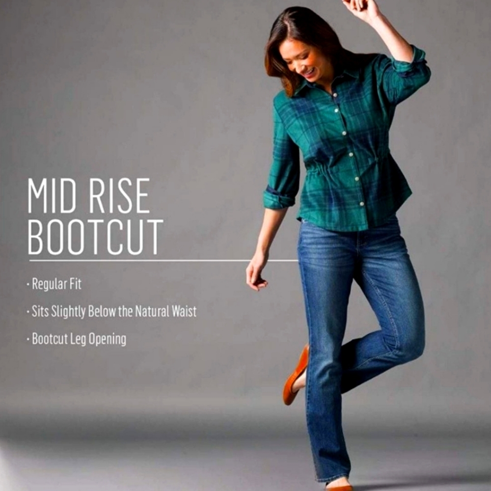 Two pairs of Riders By Lee Midrise Bootcut Size 8